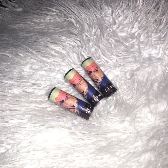 Lipstory Collection Tube of lipstick - Picture 4 of 5